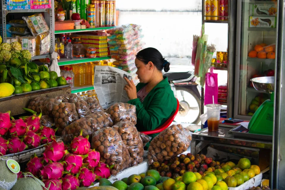 Khu bán hàng tại Hồ Thị Thuỷ